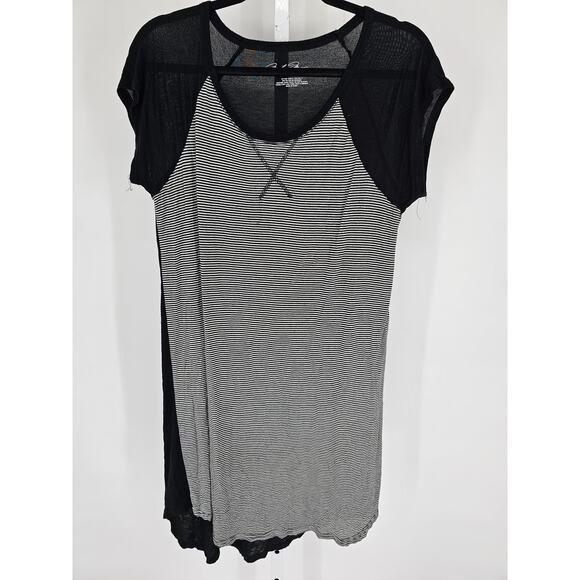 Marilyn Monroe Womens Sz L Short Sleeve Nightgown Black White Striped - Picture 1 of 4